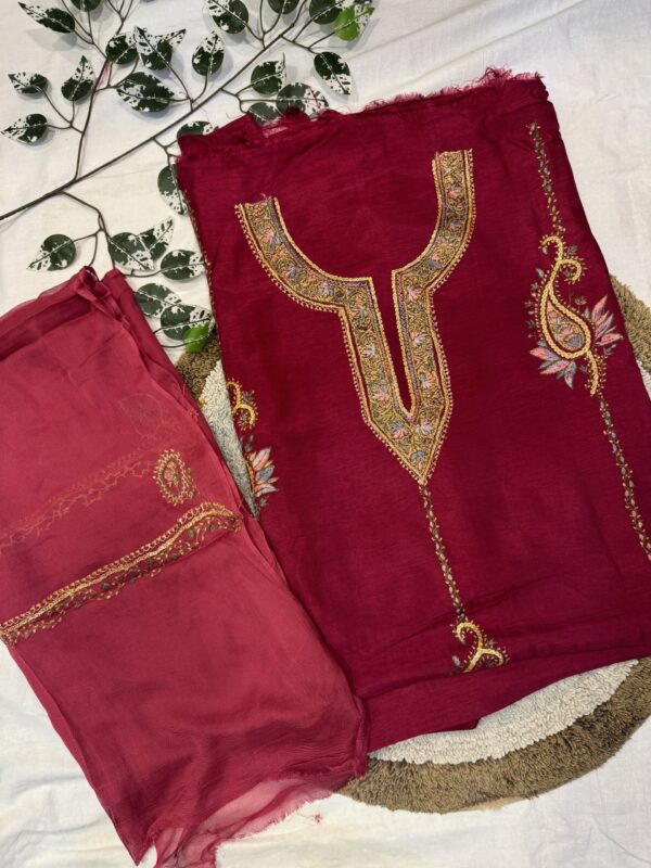 Handcrafted unstitched 3pc luxurious collection
